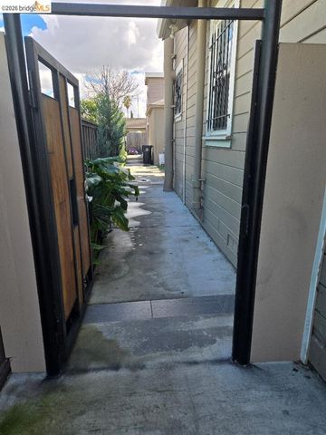 15540 Hesperian Blvd, San Lorenzo, CA 94580