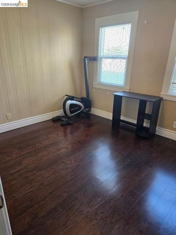 15540 Hesperian Blvd, San Lorenzo, CA 94580