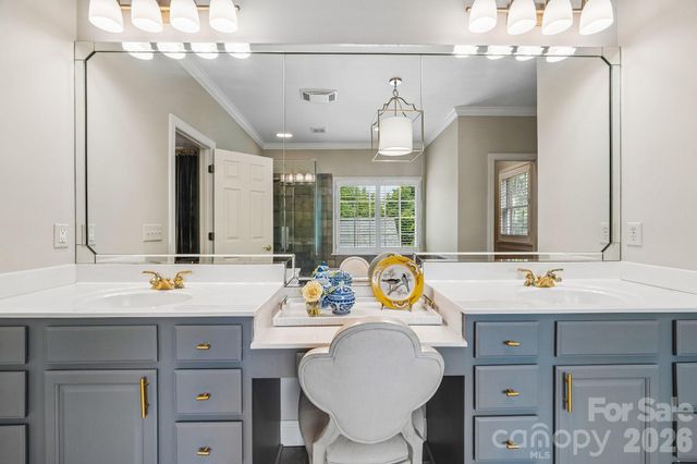 5401 Haynes Hall Place, Charlotte, NC 28270