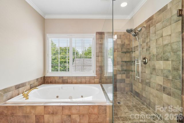 5401 Haynes Hall Place, Charlotte, NC 28270