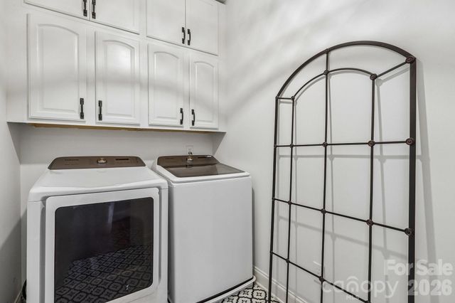 5401 Haynes Hall Place, Charlotte, NC 28270