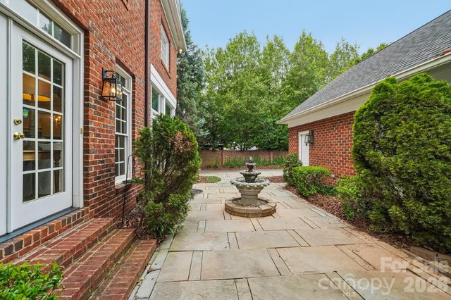 5401 Haynes Hall Place, Charlotte, NC 28270