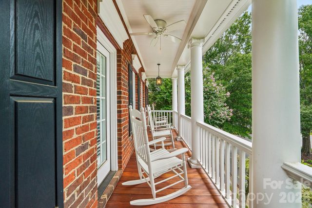 5401 Haynes Hall Place, Charlotte, NC 28270