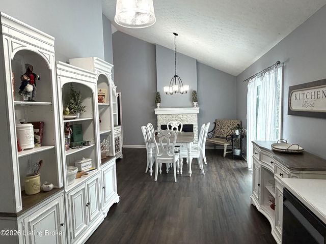 1207 Pheasant Ridge Rd, Goshen, KY 40026