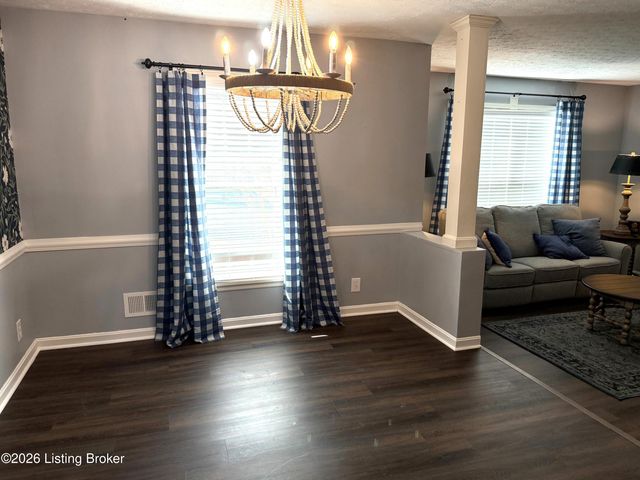 1207 Pheasant Ridge Rd, Goshen, KY 40026