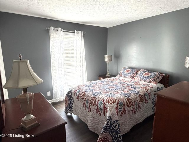 1207 Pheasant Ridge Rd, Goshen, KY 40026