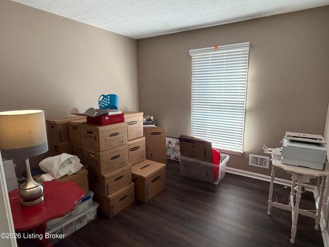 1207 Pheasant Ridge Rd, Goshen, KY 40026