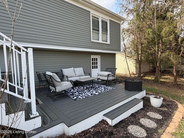 1207 Pheasant Ridge Rd, Goshen, KY 40026