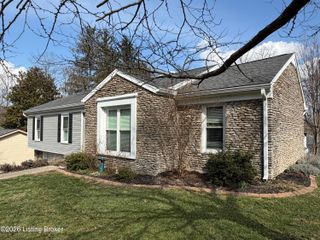 1207 Pheasant Ridge Rd, Goshen, KY 40026