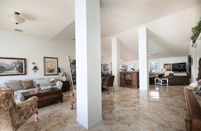 25 KARAS TRAIL, Palm Coast, FL 32164