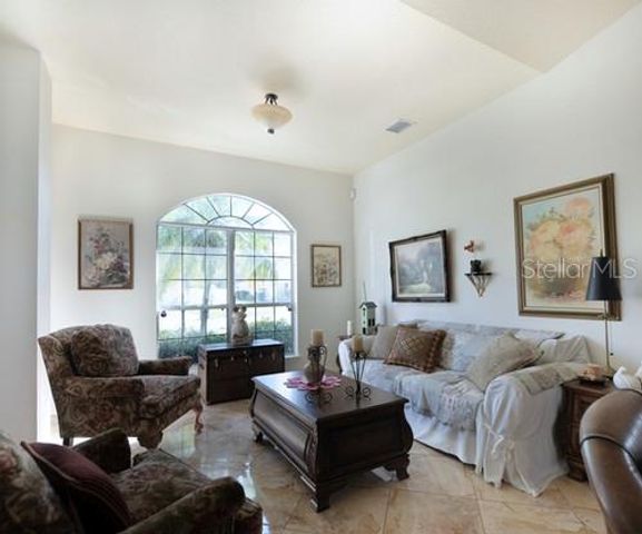 25 KARAS TRAIL, Palm Coast, FL 32164