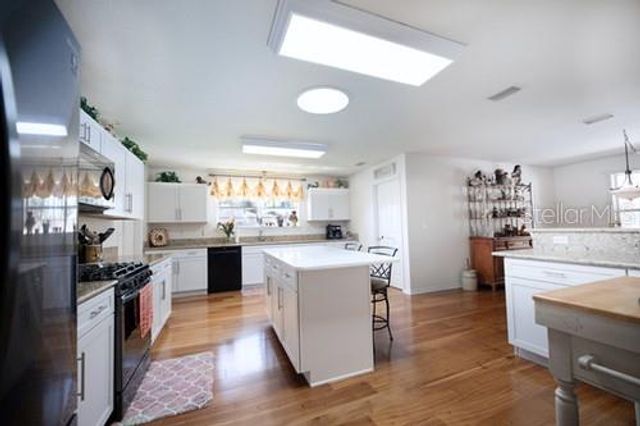 25 KARAS TRAIL, Palm Coast, FL 32164