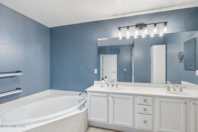 8602 E Placita Pueblo Bonito, Tucson, AZ 85710