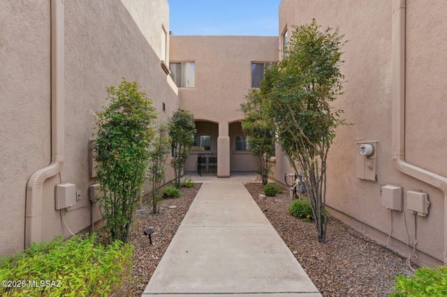 8602 E Placita Pueblo Bonito, Tucson, AZ 85710