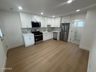 1355 Calle Durazno C, Thousand Oaks, CA 91360