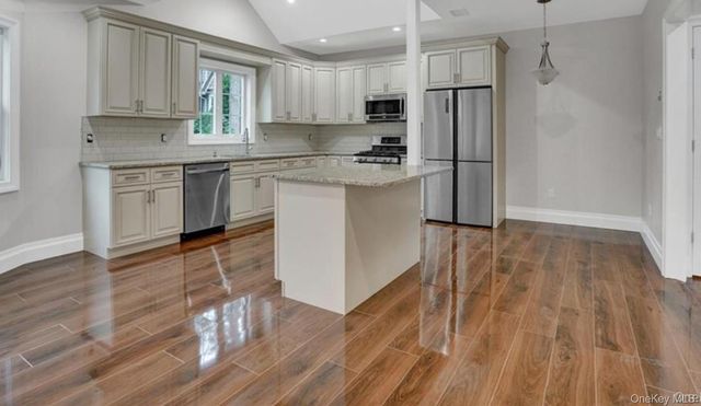 9 Linda Lane 101, Pearl River, NY 10965