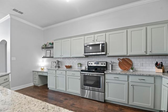 6981 Ranch Hill Dr, Flint, TX 75762