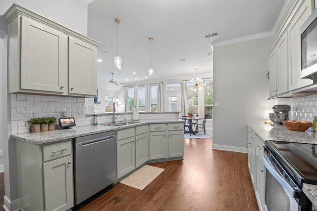 6981 Ranch Hill Dr, Flint, TX 75762
