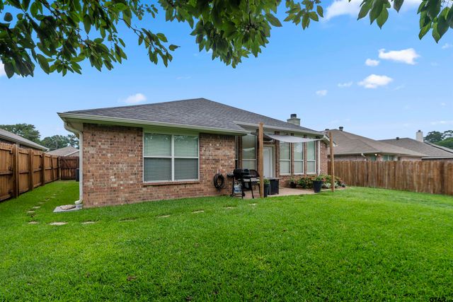 6981 Ranch Hill Dr, Flint, TX 75762