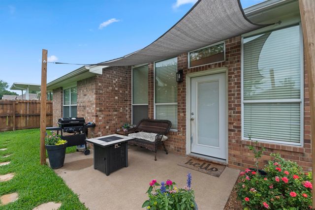 6981 Ranch Hill Dr, Flint, TX 75762
