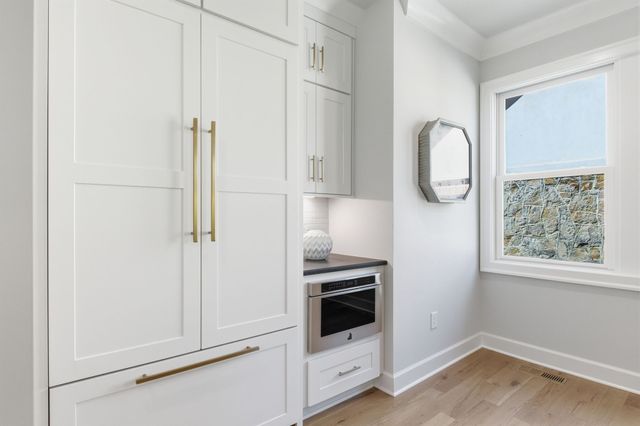 2704 Westwood Ave, Nashville, TN 37212