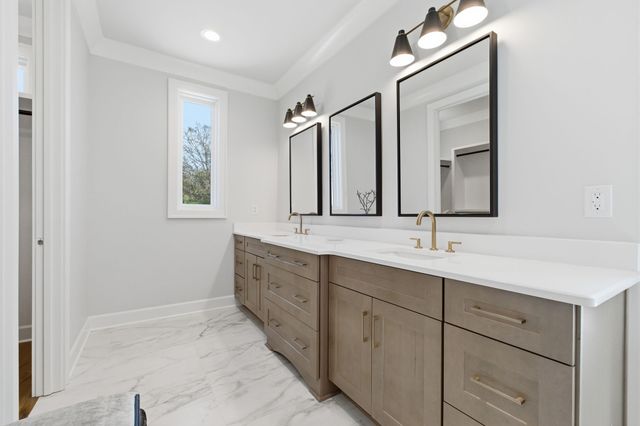 2704 Westwood Ave, Nashville, TN 37212