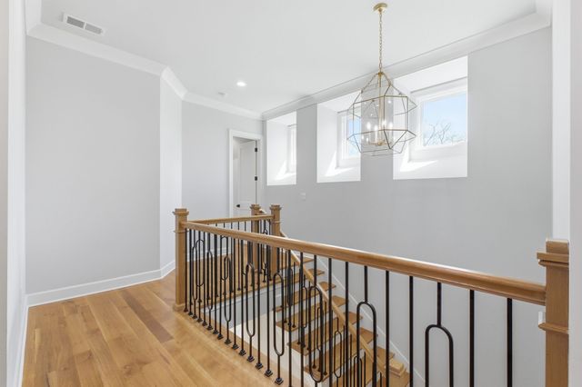 2704 Westwood Ave, Nashville, TN 37212