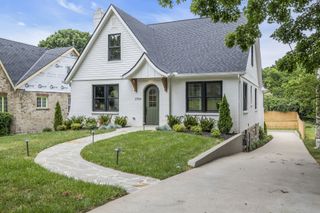 2704 Westwood Ave, Nashville, TN 37212