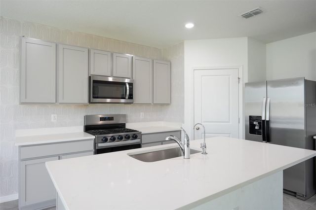 35606 KINSEY POINT, Zephyrhills, FL 33541