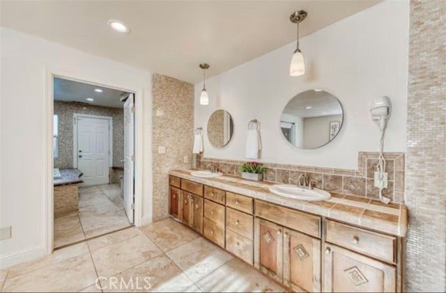 3436 W Sierra Avenue, Fresno, CA 93711