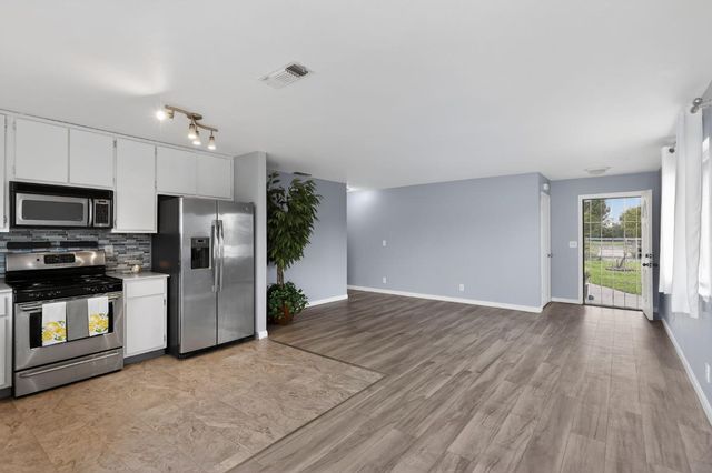 1829 8th Ave, Olivehurst, CA 95961