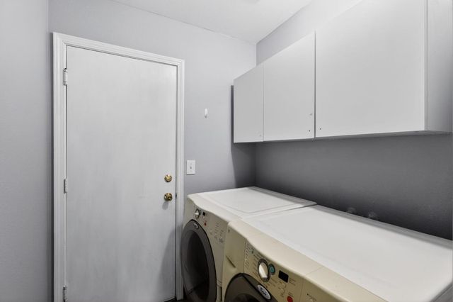 1829 8th Ave, Olivehurst, CA 95961