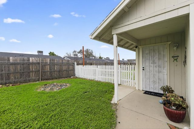 1829 8th Ave, Olivehurst, CA 95961