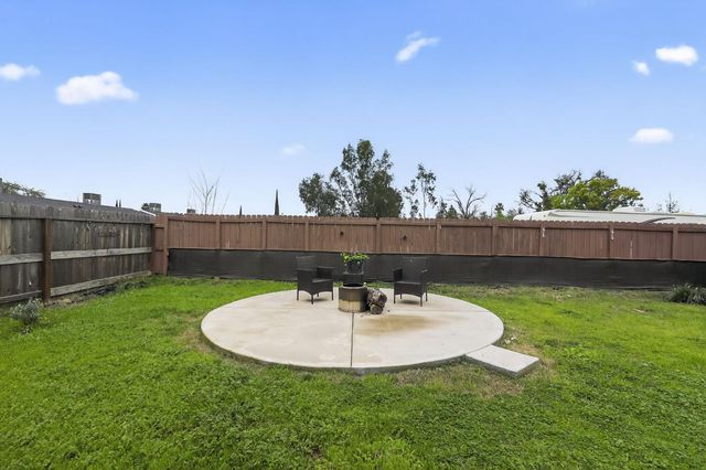 1829 8th Ave, Olivehurst, CA 95961