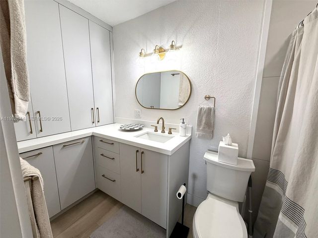 6545 SW 27th St, Miami, FL 33155