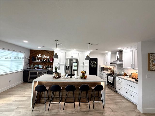 6545 SW 27th St, Miami, FL 33155