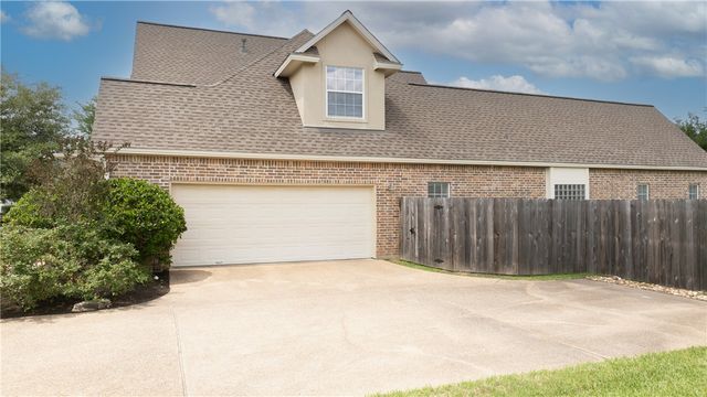 4303 Whitwick Place, College Station, TX 77845