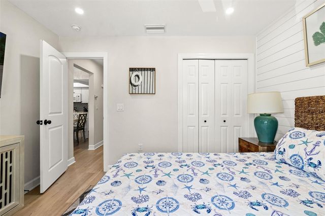 8106 GULF DRIVE, Holmes Beach, FL 34217