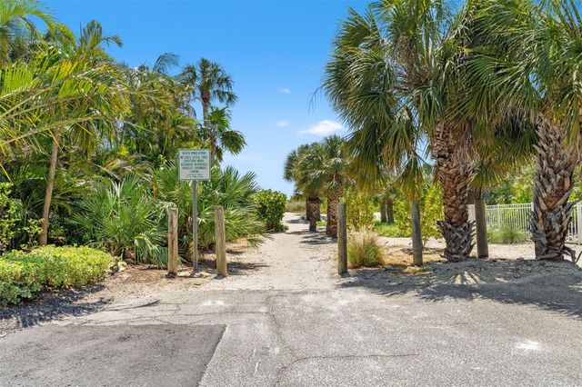 8106 GULF DRIVE, Holmes Beach, FL 34217