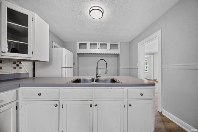 601 E Irvington Avenue, South Bend, IN 46614