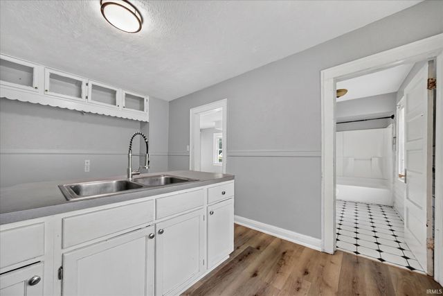 601 E Irvington Avenue, South Bend, IN 46614