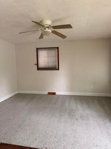 1276 Minnesota Avenue, Columbus, OH 43211