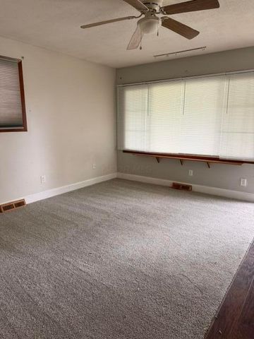 1276 Minnesota Avenue, Columbus, OH 43211