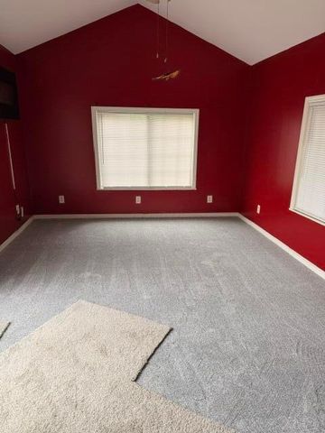 1276 Minnesota Avenue, Columbus, OH 43211