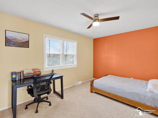 1944 Stoneybrook Lane, Temperance, MI 48182