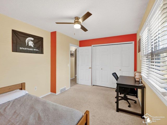 1944 Stoneybrook Lane, Temperance, MI 48182