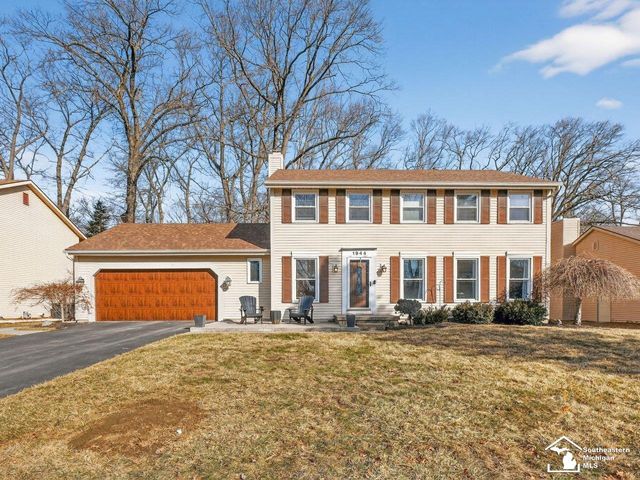 1944 Stoneybrook Lane, Temperance, MI 48182