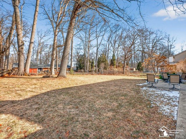 1944 Stoneybrook Lane, Temperance, MI 48182