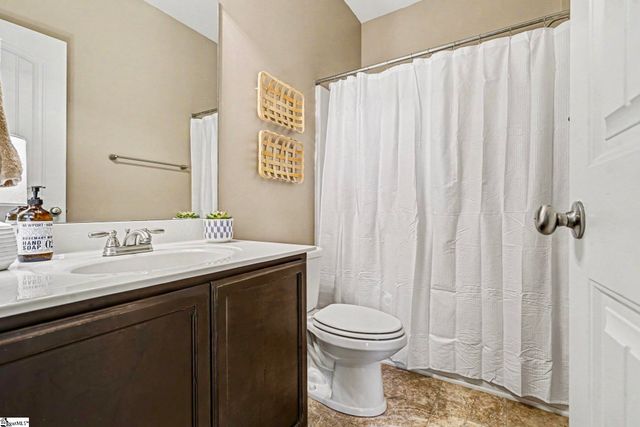 5 Timbernotch Court, Taylors, SC 29687