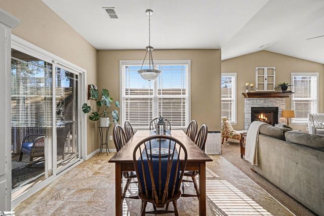 5 Timbernotch Court, Taylors, SC 29687